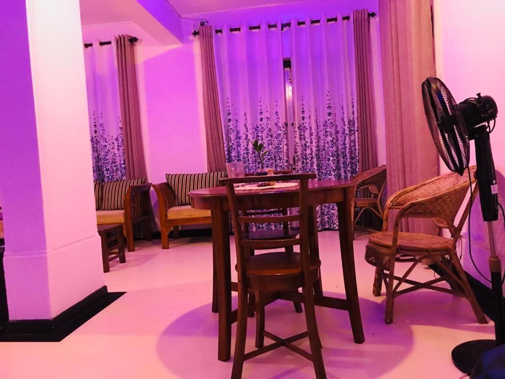Freedom192 Hotel เวลิกามา ภายนอก รูปภาพ
